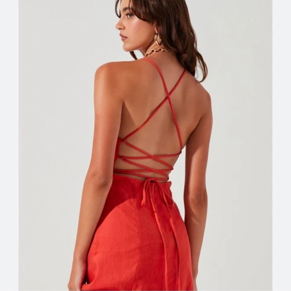 Astr the Label Women's Brayden Lace-up-Back MIDI Dress - Coral - Picture 3 of 4